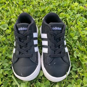 Toddler Boys Adidas Shoes 6